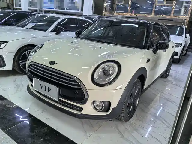MINI MINI CLUBMAN 2016