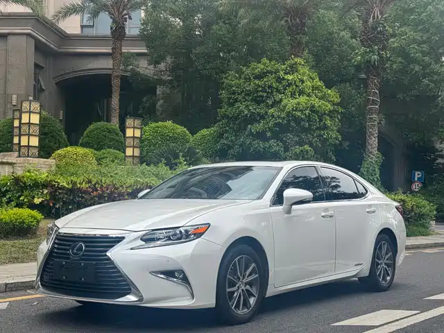 Lexus Lexus ES 2018