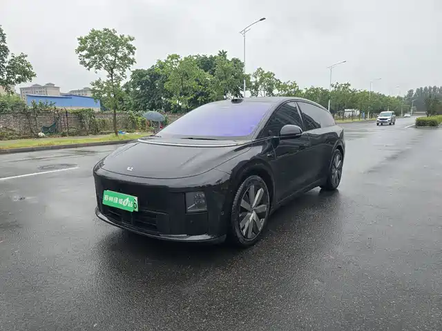 Li Auto Li Auto i6 2025