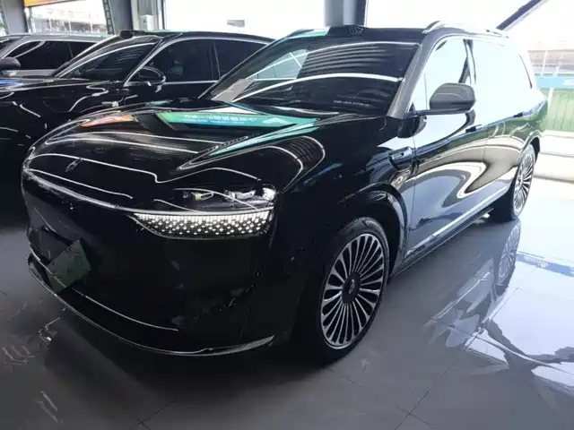 AITO Wenjie AITO M9