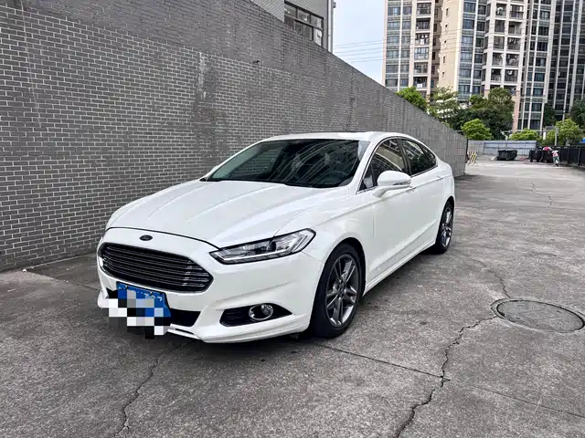Ford Mondeo 2015