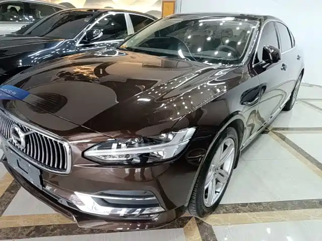 Volvo Volvo S90 2018