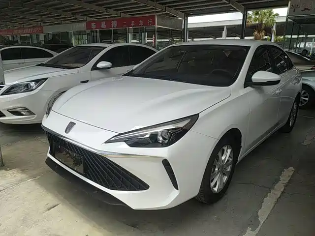 Roewe Roewe i5 2023