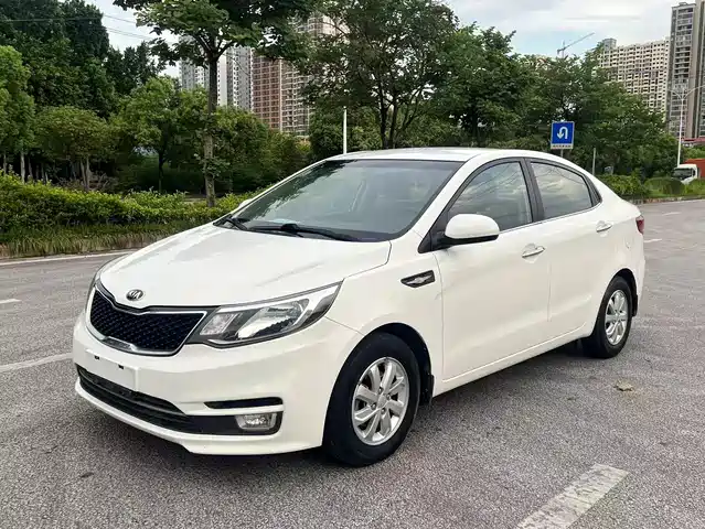 Kia Kia K2 2015