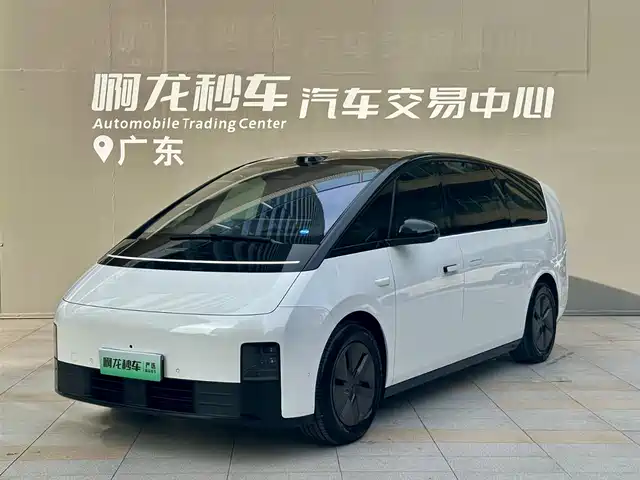 Li Auto Li Auto MEGA 2025