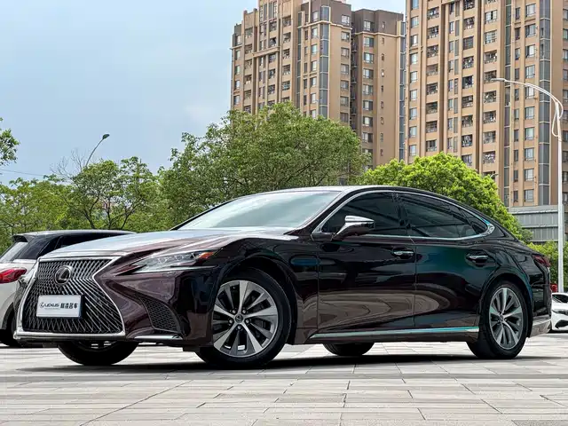 Lexus Lexus LS 2019