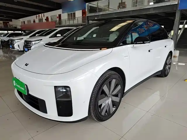 Li Auto Li Auto i6 2025
