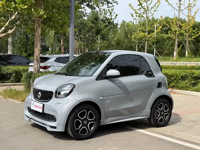 smart smart fortwo 2019