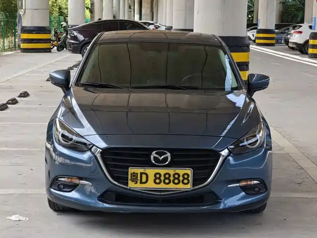 Mazda Mazda3 Axela 2018