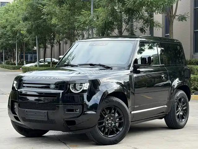 Land Rover Land Rover Defender 2021