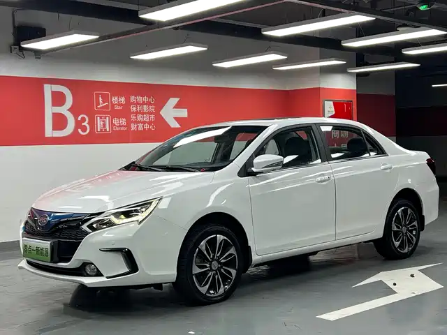 BYD Qin New Energy 2016