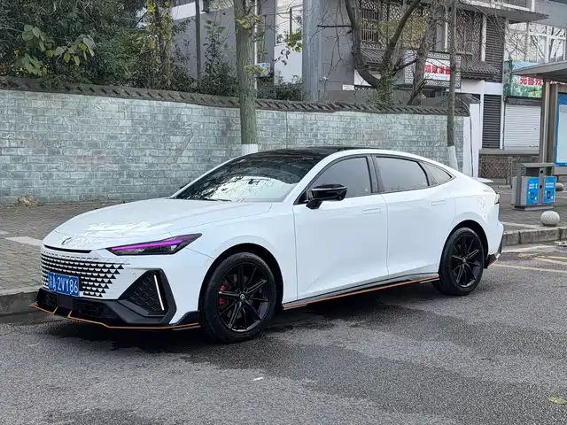 Changan Changan UNI-V 2023