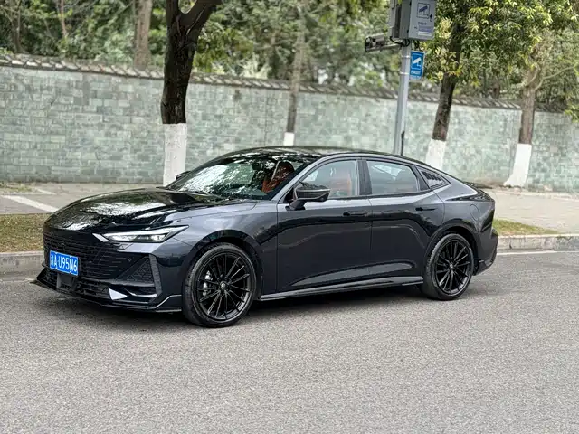 Changan Changan UNI-V 2024