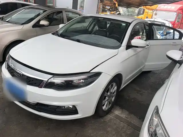 Qoros Qoros 3