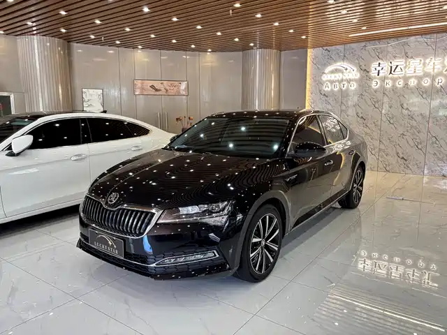 Škoda Superb