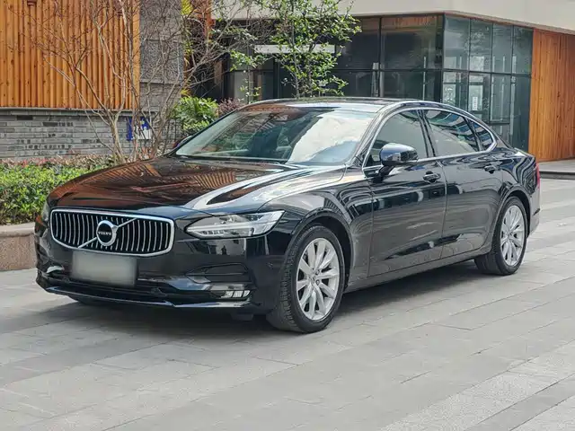 Volvo Volvo S90 2018