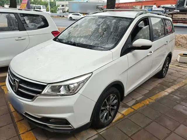 Baojun Baojun 730 2019