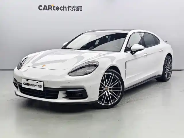 Porsche Panamera 2020