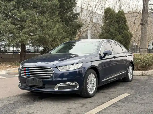 Ford Taurus 2017
