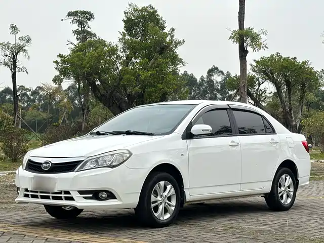 BYD BYD F3