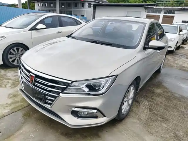 Roewe Roewe i5 2020