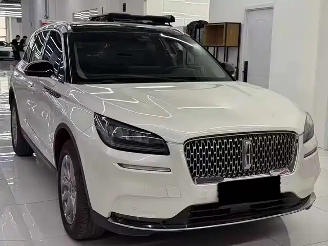 Lincoln Adventurer