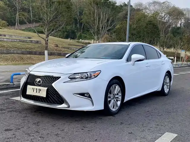 Lexus Lexus ES 2014