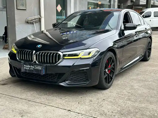 BMW BMW 5 Series (Import) 2022