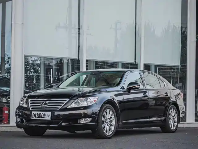 Lexus Lexus LS 2011