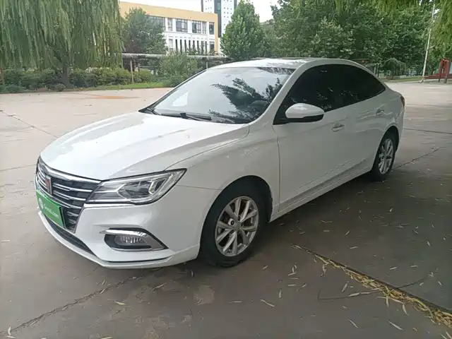 Roewe Roewe i5