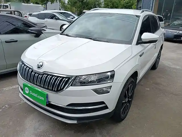 Škoda Karoq 2021