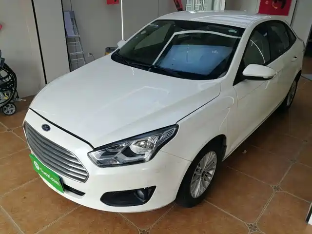 Ford Ford Escort 2015