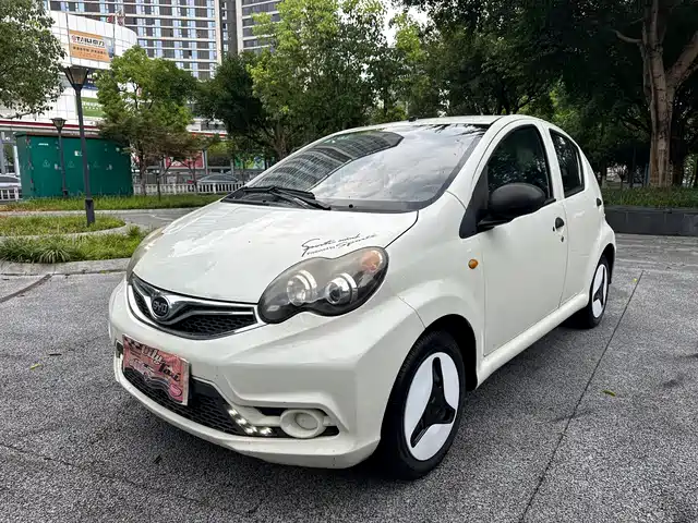 BYD BYD F0