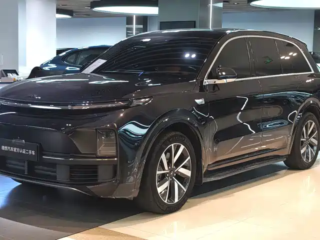 Li Auto Li L8 2023