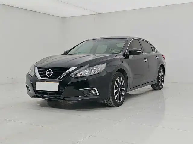 Nissan Teana 2018