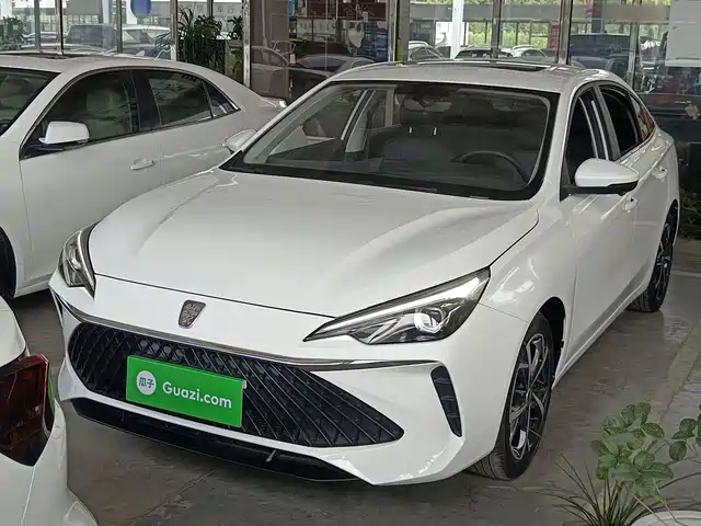 Roewe Roewe i5 2025