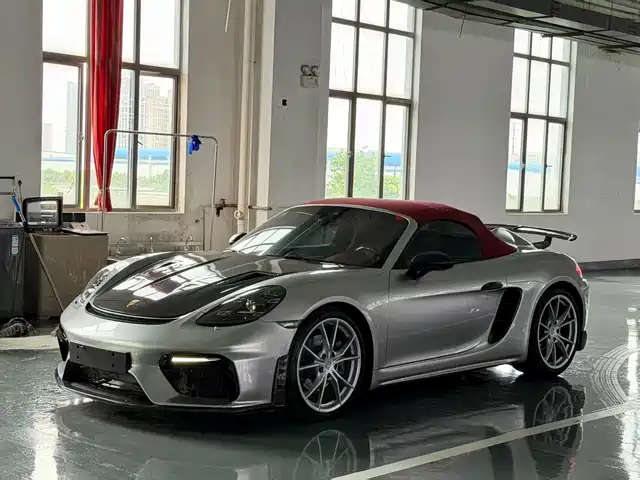 Porsche Porsche 718 2021