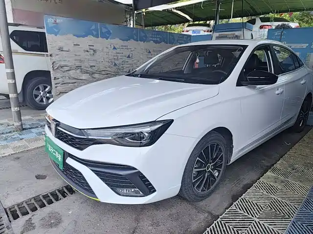 Roewe Roewe i5