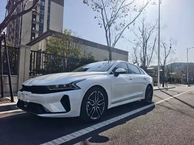 Kia Kia K5 2026