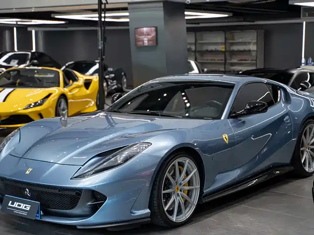 Ferrari Ferrari 812 2019