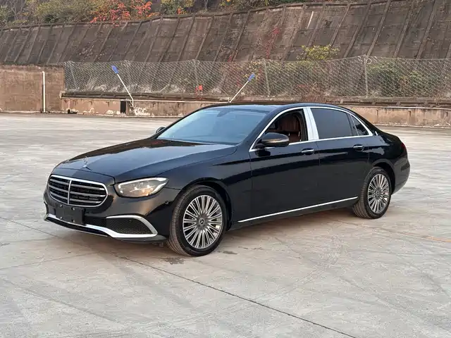 Mercedes-Benz Mercedes-Benz E-Class 2023