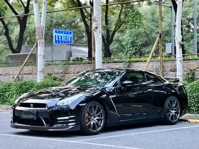 Nissan Nissan GT-R 2016