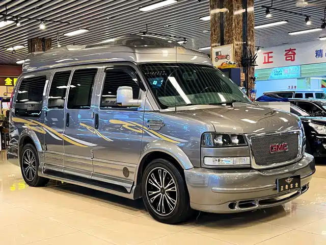 GMC GMC Savana