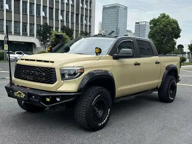 Toyota Tundra 2014
