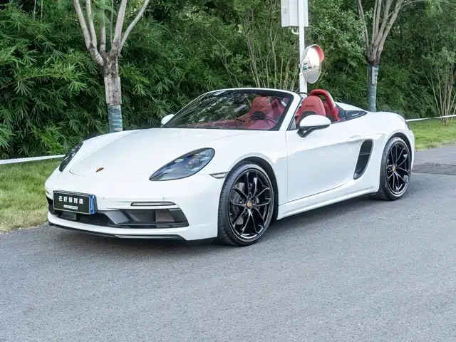 Porsche Porsche 718 2022