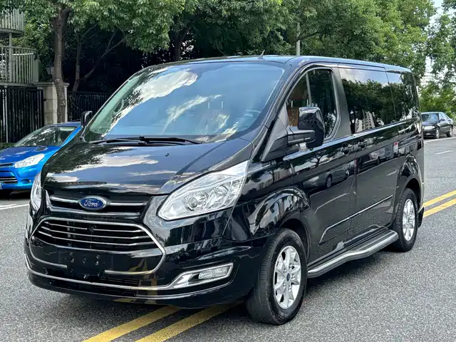Ford Tourneo 2022