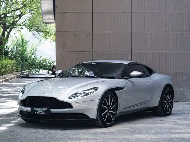 Aston Martin Aston Martin DB11 2018