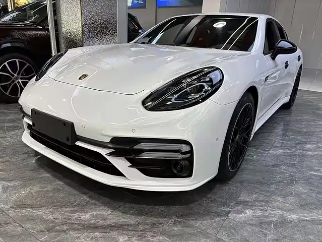 Porsche Panamera 2012