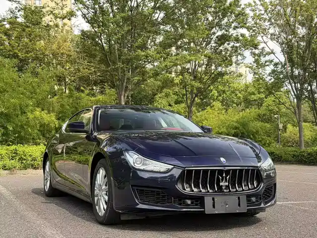 Maserati Ghibli 2021