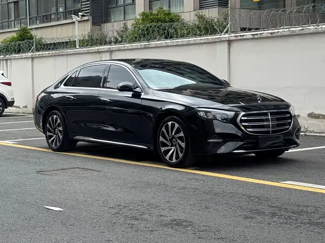 Mercedes-Benz Mercedes-Benz E-Class 2024